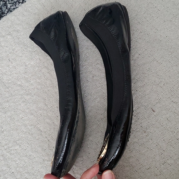 Tory Burch black and gold ballerina flat - Picture 3 of 8